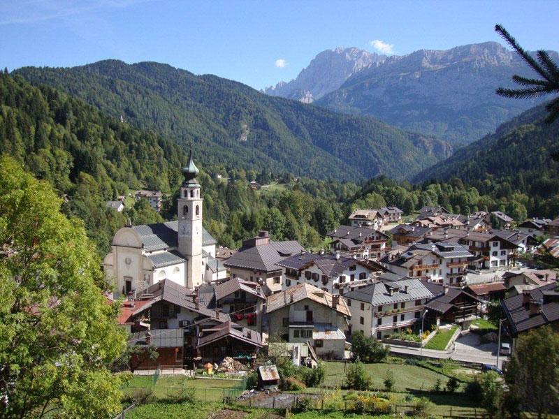 Casa Alpina Sacro Cuore Canale dʼAgordo Kültér fotó